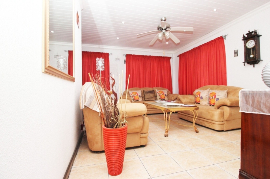 3 Bedroom Property for Sale in Rosedale Western Cape